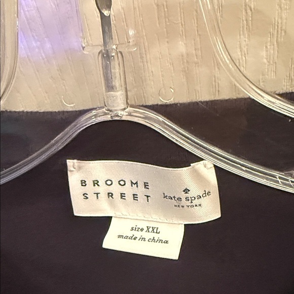 Kate Spade Black Broome Street black knit and floral top. Size XXL - Picture 2 of 6